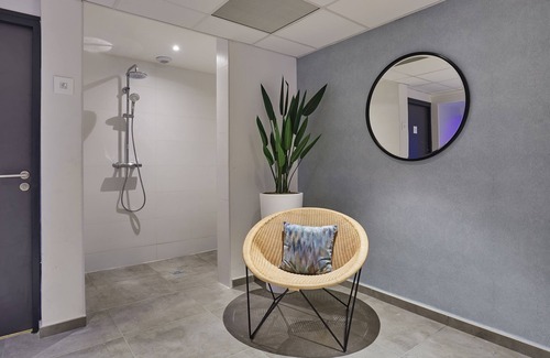 Quartier Administrations Hotel | Appart'hôtel Odalys City - Nîmes Arènes - Palais des Congrès