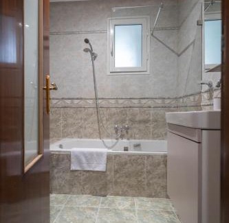 Les Berges Du Lac II Apartment | Appart hotel lac 2 Tunis