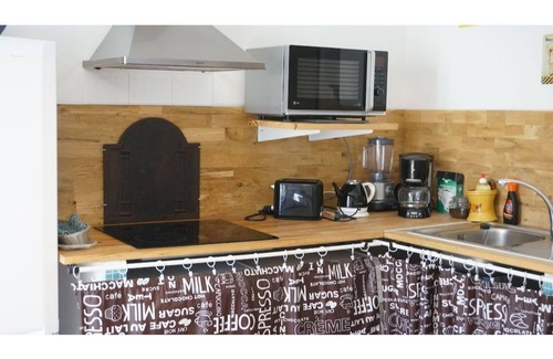 Bedarieux (ornac) Apartment | Appart n°3 : rez de Chaussée, Meublé de Qualité Pour 2 à 3 Personnes