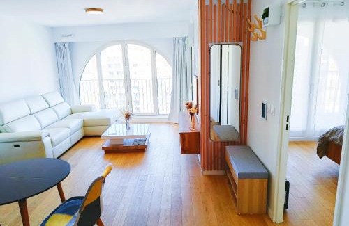 Euromed - La Joliette Apartment | Appart Standing Free Parking Balcony Terrasse & Clim
