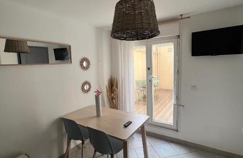 Maraussan Apartment | Appart T2 centre avec Extérieur