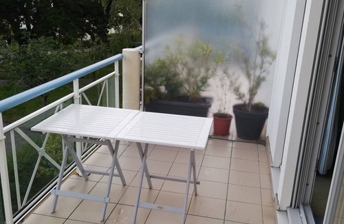 Guerande Apartment | Appart T3 Duplex 2 nd floor in residence 10 MN walk from the beaches.