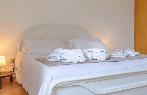 Castiglione Chiavarese House | Appartamento tra le Cinque Terre, Camogli e Portofino con scorcio mare all'orizzonte