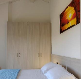 Laveno Apartment | appartamenti i fiori del lago