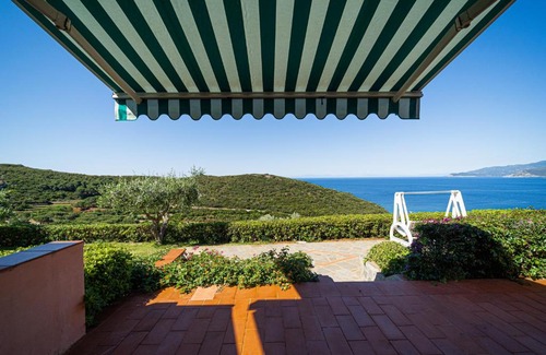 Innamorata Apartment | Appartamenti Vista Mare - Goelba