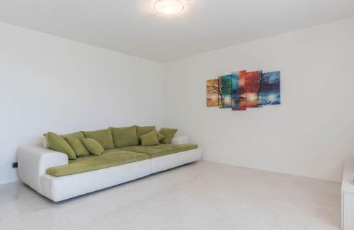 Dorsino Apartment | Appartamento dorsino