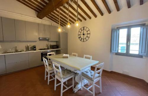Rignano sull'Arno Apartment | Appartamento Elisa, immerso nella natura e vicino a Firenze