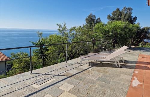 Capo Mimosa-Rollo Apartment | Appartamento in Villa Mimosa