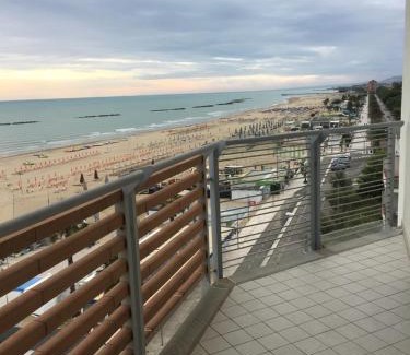 Roseto degli Abruzzi Apartment | Appartamento mozzafiato fronte mare