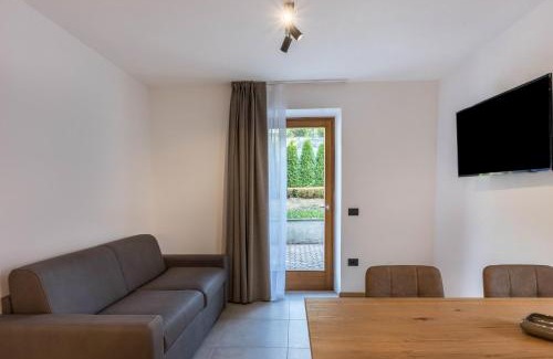 San Lorenzo in Banale Apartment | Appartamento Campanile Basso
