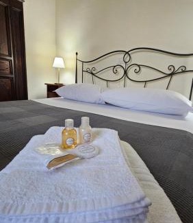 Ocre Apartment | Appartamento La Locanda Del Castello