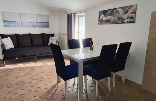 Lake Bracciano Apartment | Appartamento la casa di Mary Anguillara Sabazia-Lago,Relax e Roma a portata di treno