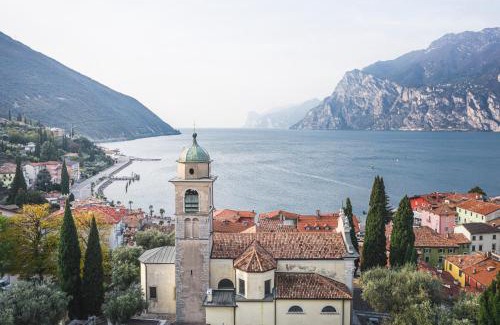 Torbole sul Garda Apartment | Appartamento La Ninfa Garden Suite