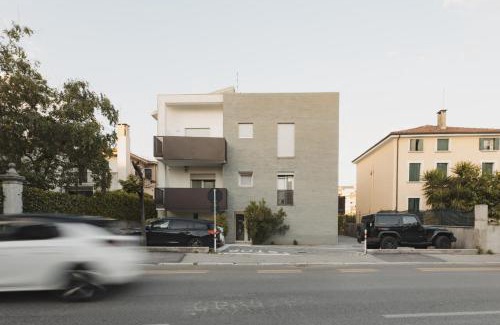 Bassano del Grappa Apartment | Appartamento posizione strategica