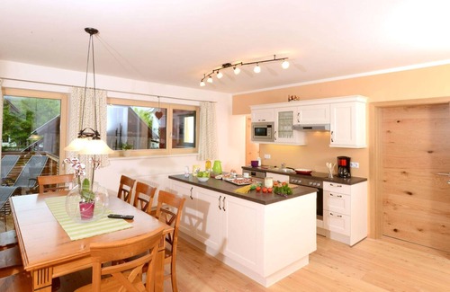 Falkenburg Apartment | Appartement "landlust" ab 3 Nächte - Urlaub im Stall- Familiengenossenschaft