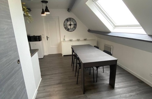 Saint-Martin-du-Manoir Apartment | Appartement Moderne et Spacieux à la Campagne