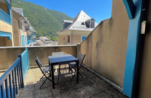 Sainte-Marie-de-Campan Apartment | Appartement T2 Avec Terrasse Pour 6 Personnes