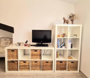 Saintes-Maries-de-la-Mer Apartment | Appartement T2, proche plage, climatisé et parking privé