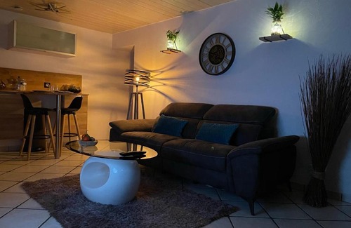Conflans-Sainte-Honorine Apartment | Appartement coquet « Au bord de l’eau »