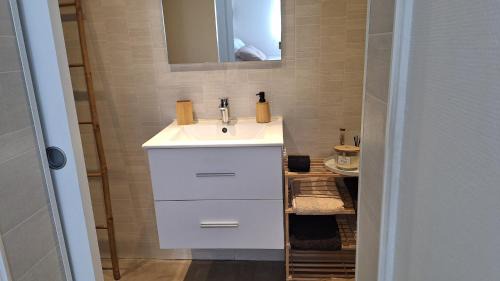 Saint-Andre-les-Vergers Apartment | Appartement cosy et chaleureux
