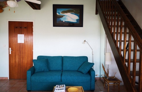 Saint-Vaast-la-Hougue Apartment | Appartement Classé 3 Étoiles sur le Port 100 Mètres du Centre Ville