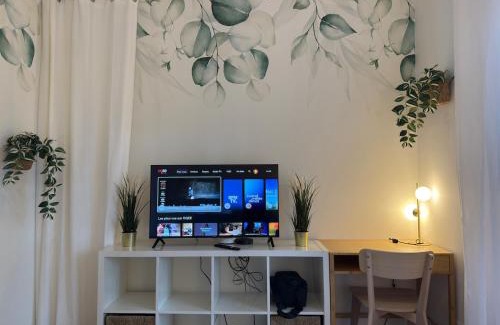 Saint-Aubin-Les-Elbeuf Apartment | Appartement tout confort d Elbeuf -proche gare