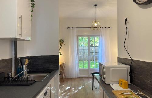 Saint-Aubin-Les-Elbeuf Apartment | Appartement tout confort d Elbeuf -proche gare