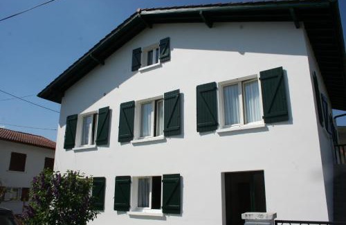 Ispoure Apartment | Appartement Chez Pascaline