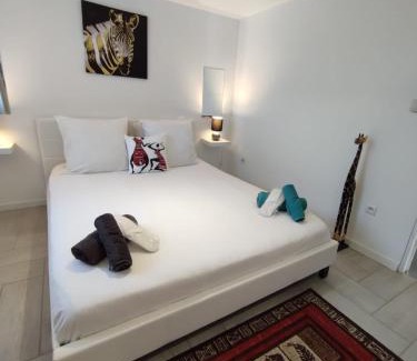 Garennes-sur-Eure Apartment | Appartement 100m2, indépendant dans notre maison
