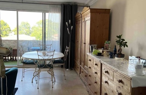 Sainte-Anne Apartment | Appartement 130m2 de Standing, 5min Plage/stade, Parking Gratuit