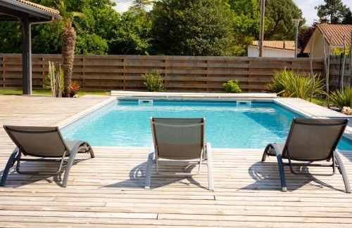 Ares Apartment | Appartement 2 chambres, terrasse bois indépendante, accès piscine privée