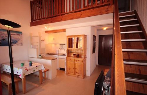 Les Saisies Apartment | Appartement 2P Mezzanine, 2 SDB, 6-7 couchages aux Saisies - FR-1-293-75