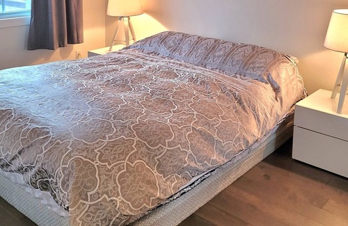 Laval-des-Rapides Apartment | Appartement 3 Chambres, Proche du Métro
