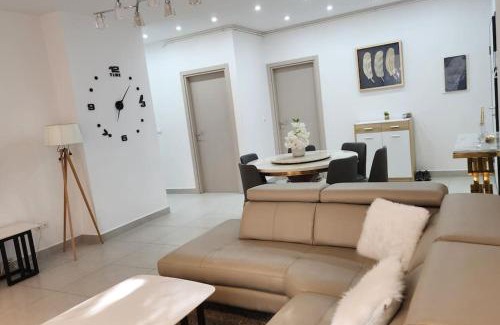 Hydra Apartment | Appartement 3 chambres + séjour à Alger Hydra
