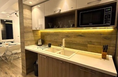 El Aouina Apartment | Appartement a 10 min de l Aéroport Entre les Berges du lac et Ain Zaghouene,