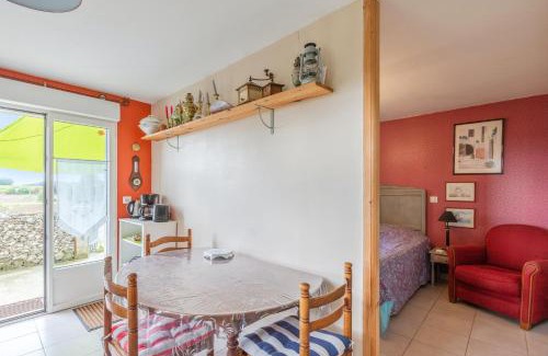 Mortagne-sur-Gironde Apartment | Appartement accueillant à Mortagne-sur-Gironde, 45 m², terrasse