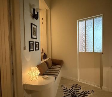 Quartier Administrations Apartment | Appartement ARTY avec patio
