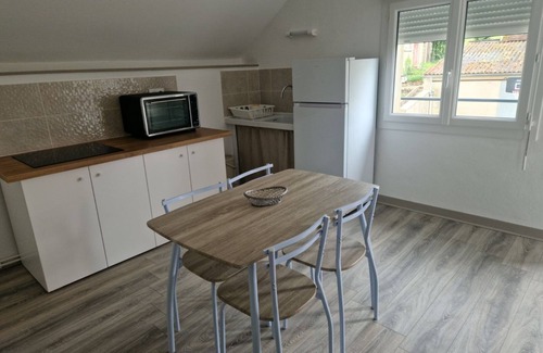 Thesee Apartment | Appartement au Cœur des Vignes