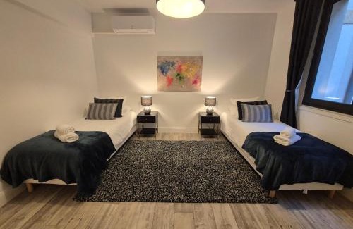 Sarlat-la-Caneda Historic Center Apartment | Appartement Aux 3 Sens