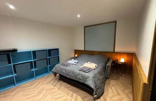 Montaigut-le-Blanc Apartment | Appartement avec terrasse et SPA