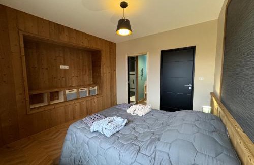 Montaigut-le-Blanc Apartment | Appartement avec terrasse et SPA