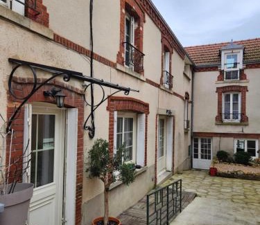 Hautvillers Apartment | Appartement avec baignoire - Hautvillers