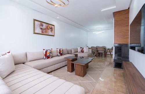 Oulad Azzouz Apartment | Appartement avec Piscine dans Résidence Privée
