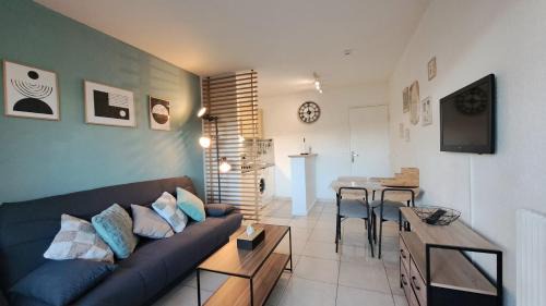 Antibes Apartment | Appartement avec Piscine, Quartier calme proche centre et plages d'Antibes