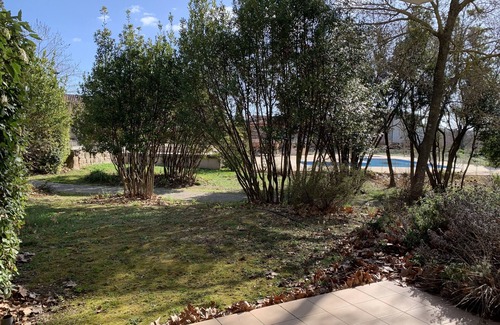 Azille Apartment | Appartement Avec Piscine au Bord du Canal du Midi et à 5mn du lac de Jouarres