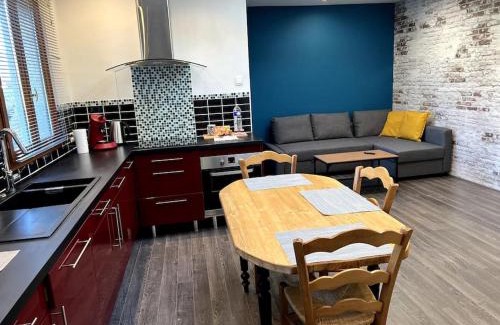 Violaines Apartment | Appartement calme au coeur du jardin