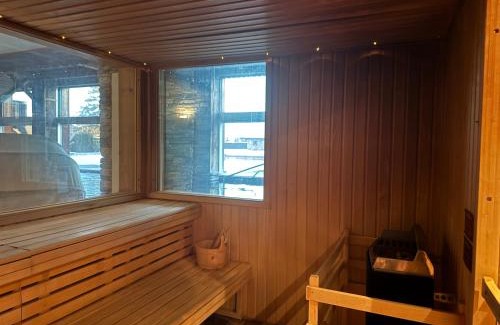 Lens Apartment | Appartement central avec Spa