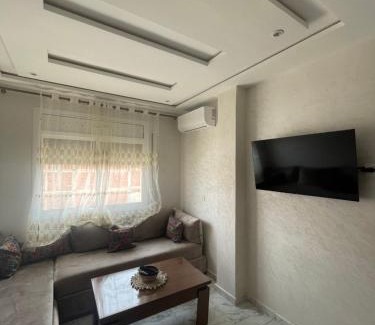 Saidia Apartment | Appartement climatisé avec balcon proche plage