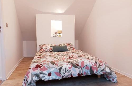 Le Boullay-Thierry Apartment | Appartement cosy rénové près de Chartres - FR-1-581-147