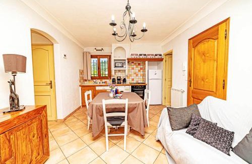 Le Bar-sur-Loup Apartment | Appartement confortable au Bar-sur-Loup 40 m² avec jardin privatif